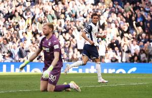 九游体育官网登录-人麻了26岁拉姆斯代尔4次转会均当季降级 圣徒31轮仅10分降级