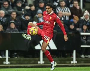 九游网页版登录入口-踢球者：药厂总监罗尔费斯周六前往欧青赛现场与宽萨进行签约