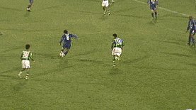 1628517244598075383.gif 九游体育官网登录-京津德比回来了?血战到底2人染红 却惨成菜鸡互啄