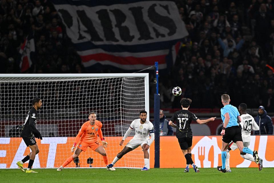 致敬热刺？切尔西23岁“二门”欧冠2送大礼！与恩佐内讧+激烈争吵